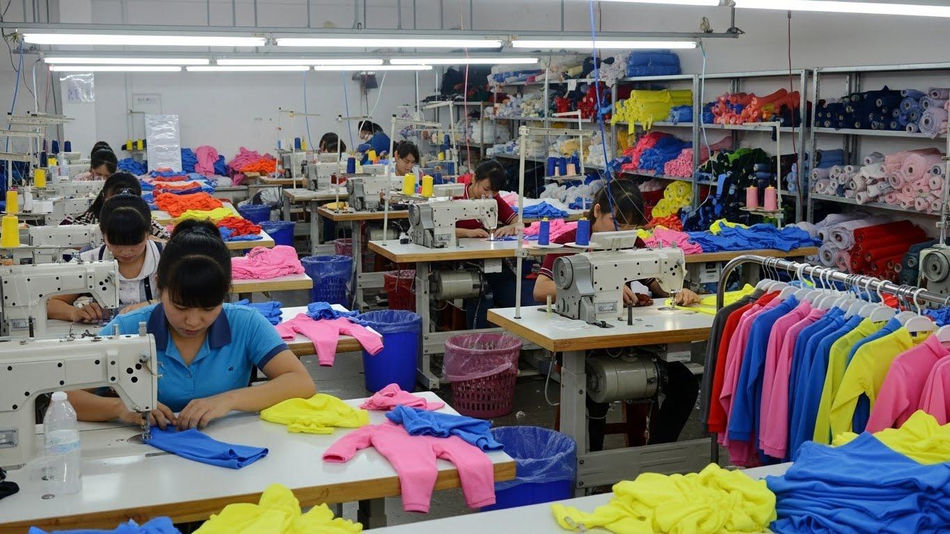 Швейная фабрика по пошиву одежды из синтетических тканей для детей